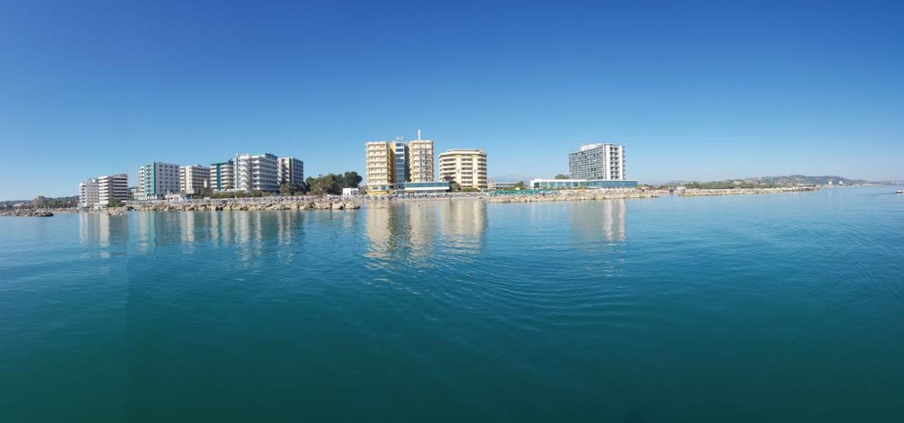 Grand Hotel Montesilvano Marina Exteriör bild