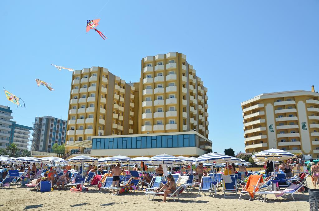Grand Hotel Montesilvano Marina Exteriör bild